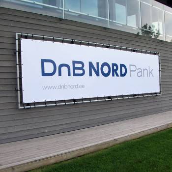 Utomhusreklam: PVC banderoll / meshbanderoll