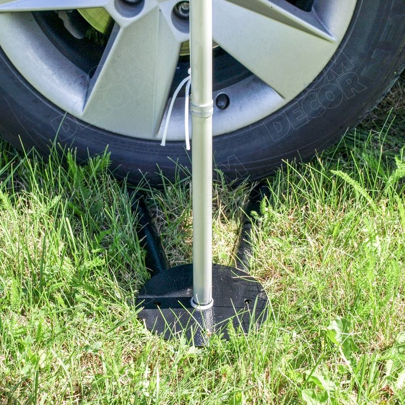 Flags - flag base which fits under a tire