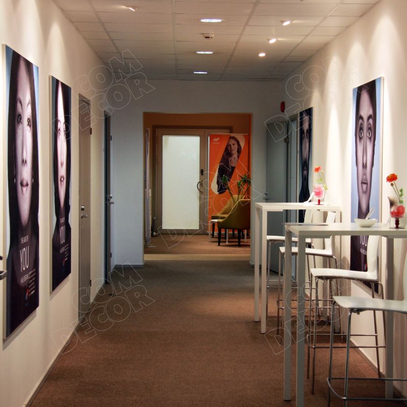 SEG wall advertisements